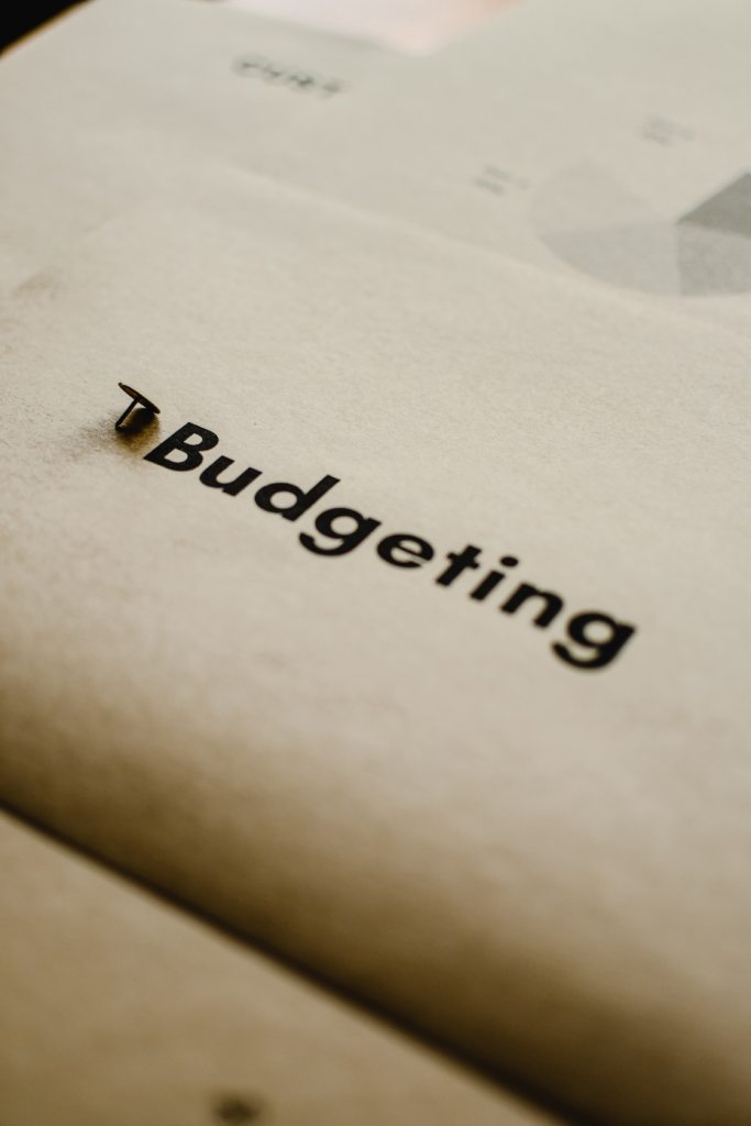 Budgeting tips for 18 year olds - wealth freak
